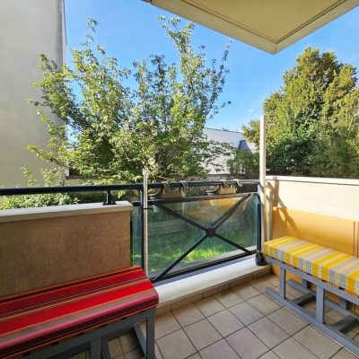 Photo1